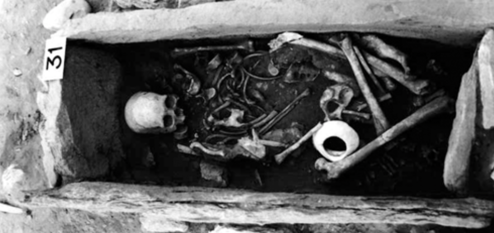 Il y a 5000 ans dans les Alpes occidentales : évolution des pratiques funéraires des tombes néolithiques
